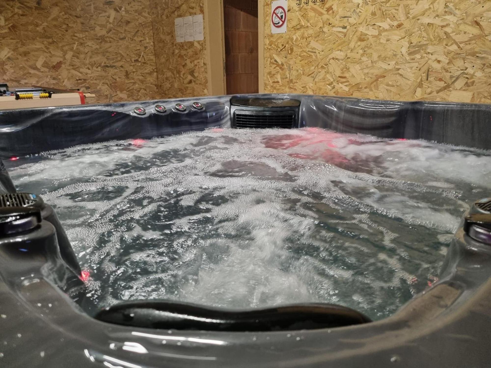 Les Randogodilleurs Avec Jacuzzi A 2Kms Des Pistes Et 350M Du Theatre Du Peuple ! Villa Bussang Exterior foto